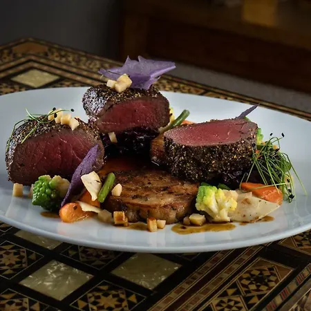 レストラン アラッツィ ホテル 3*